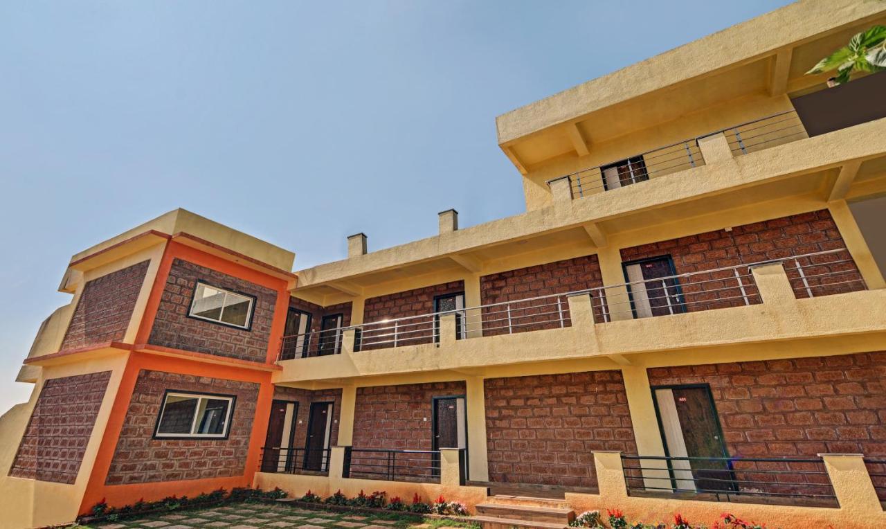 Aditya Hill View Inn Mahābaleshwar Exterior foto